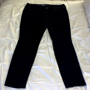 Like new Old Navy Black Pop Icon Skinny Jeans